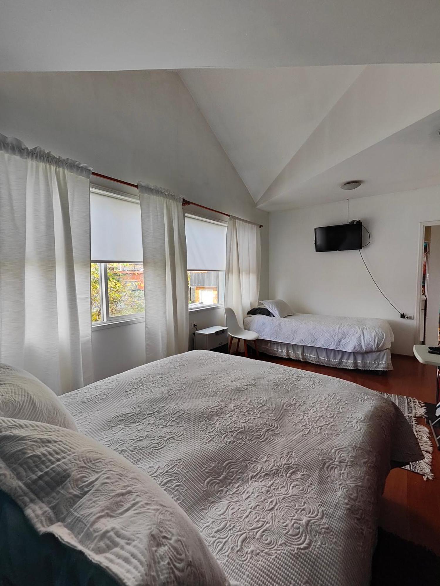 Hostal Casa Arrayan Coyhaique Bagian luar foto